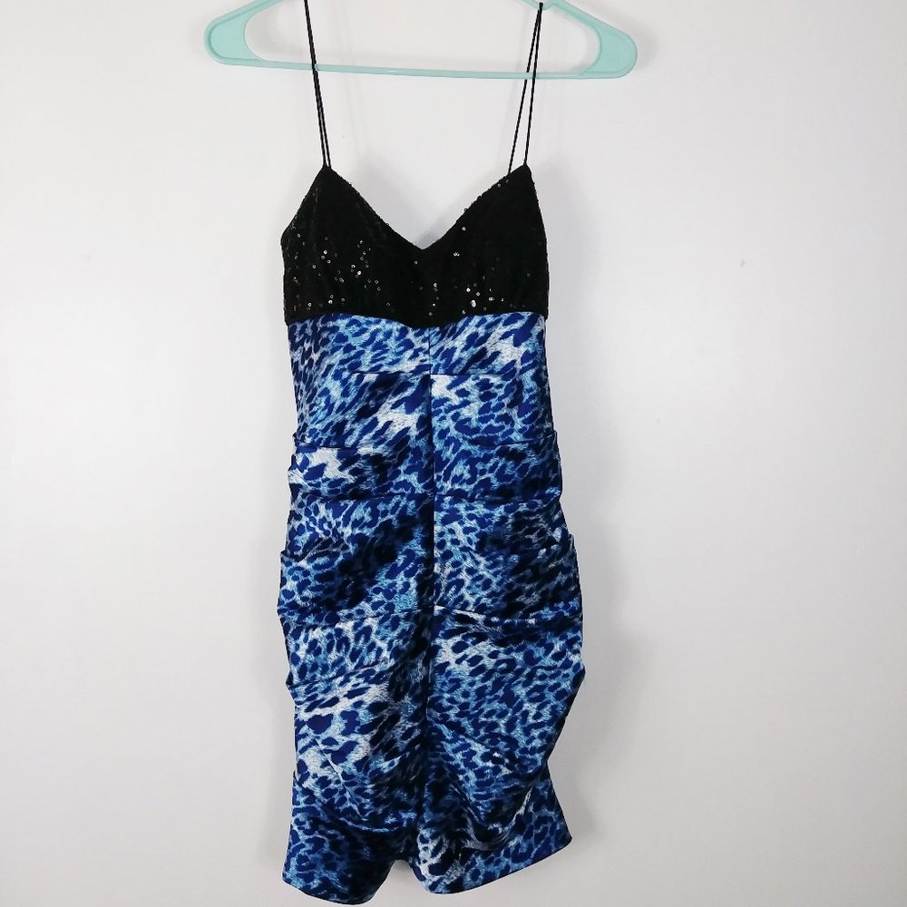 Hailey Logan Adrianna Papell dress size 5/6